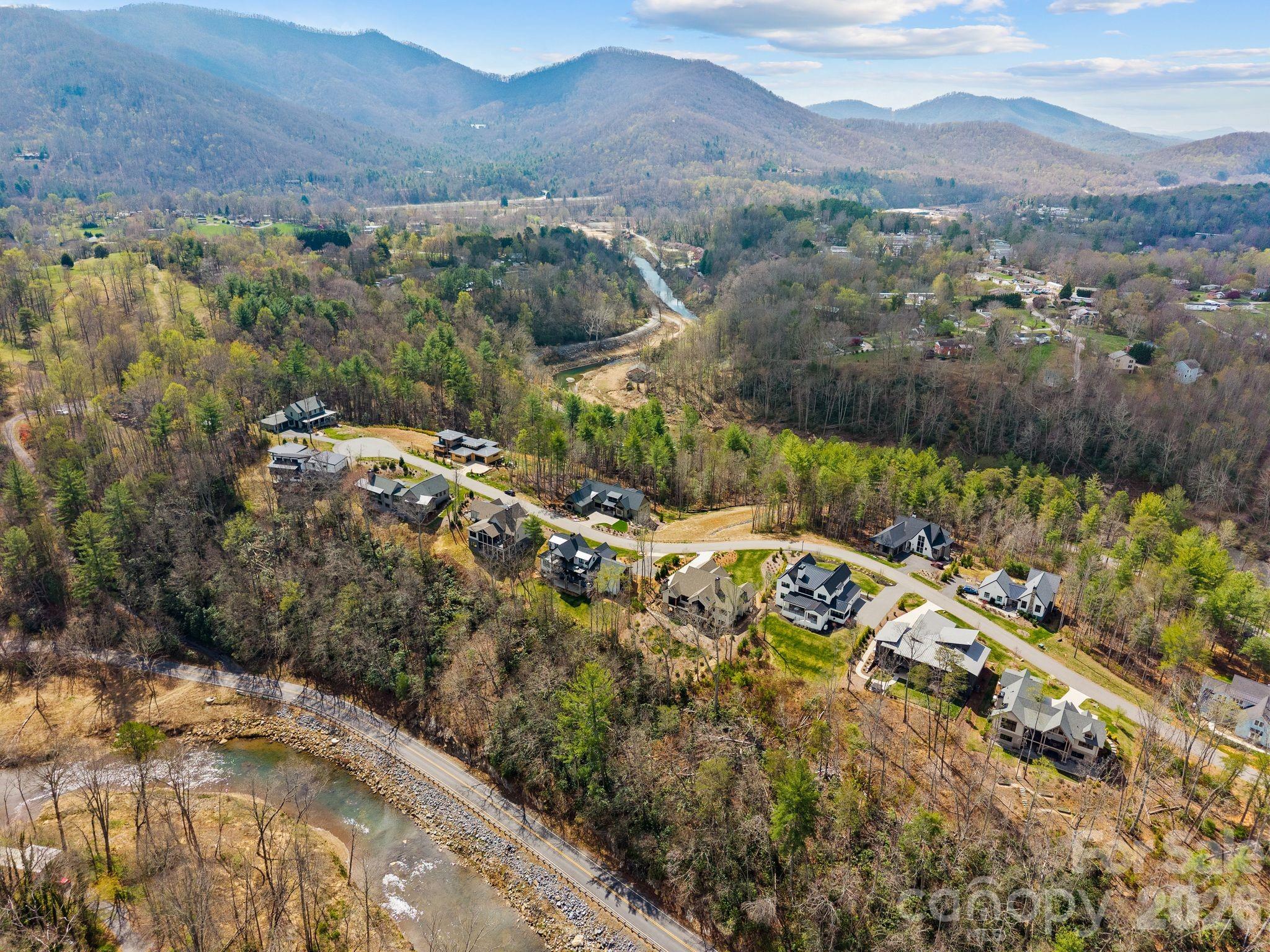 157 Riverbend Forest Drive Asheville NC 28805