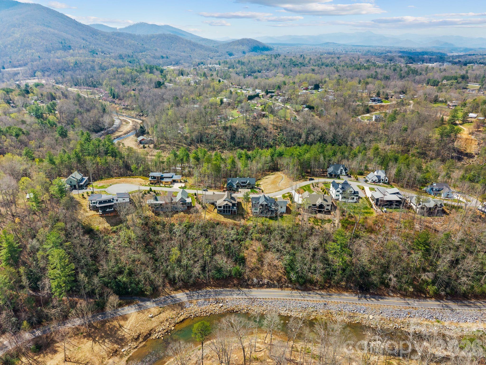 157 Riverbend Forest Drive Asheville NC 28805