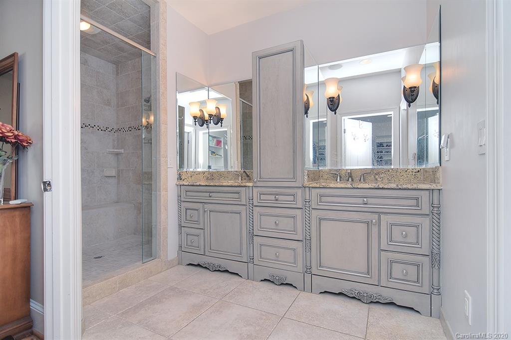 9642 Logan Court Charlotte NC 28210