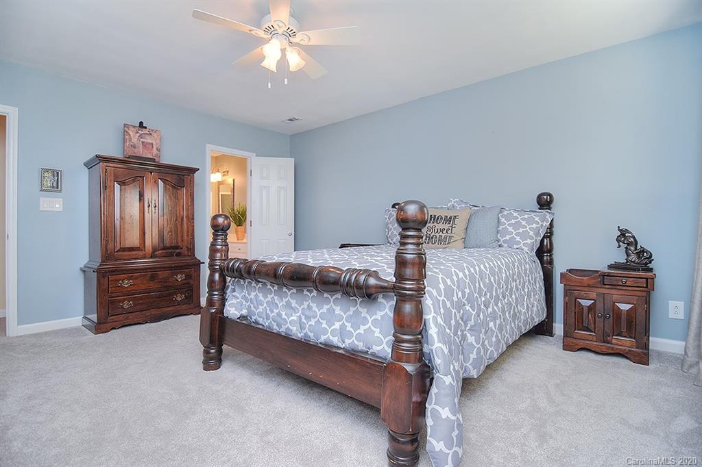 9642 Logan Court Charlotte NC 28210