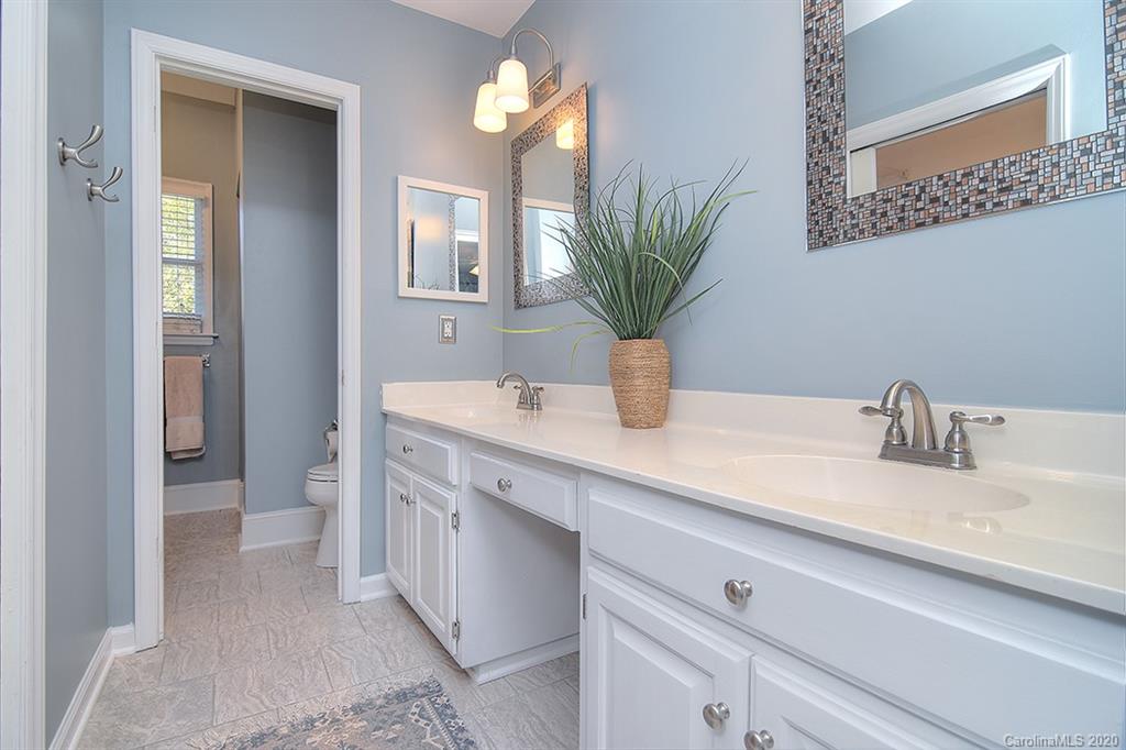 9642 Logan Court Charlotte NC 28210