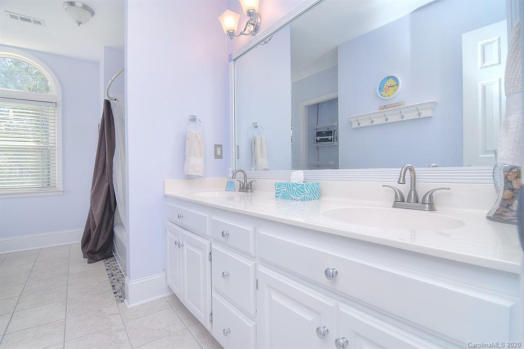 9642 Logan Court Charlotte NC 28210