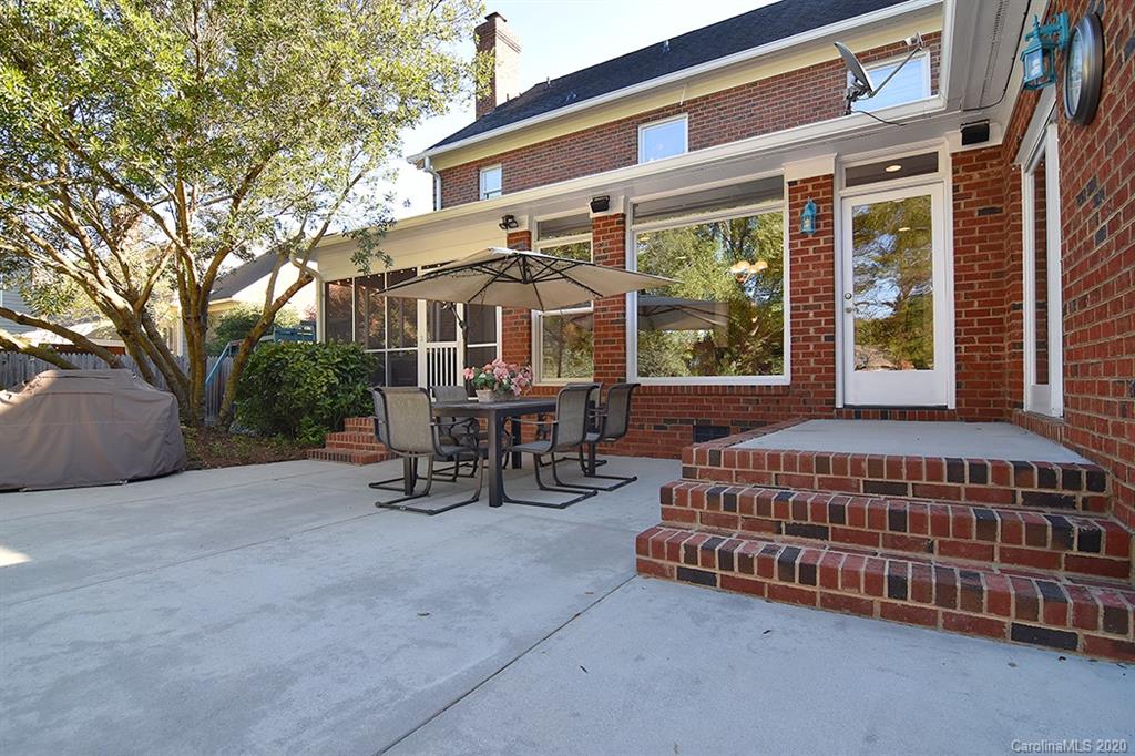 9642 Logan Court Charlotte NC 28210