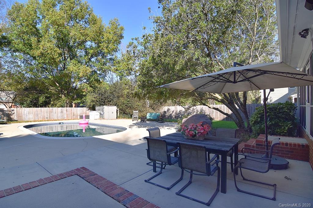 9642 Logan Court Charlotte NC 28210