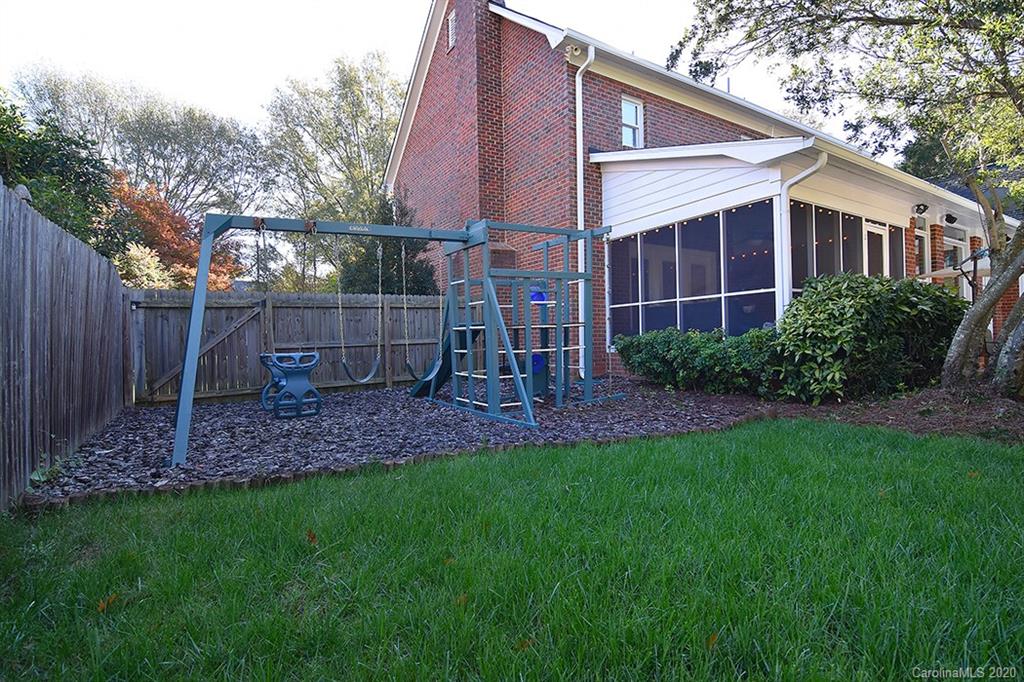 9642 Logan Court Charlotte NC 28210
