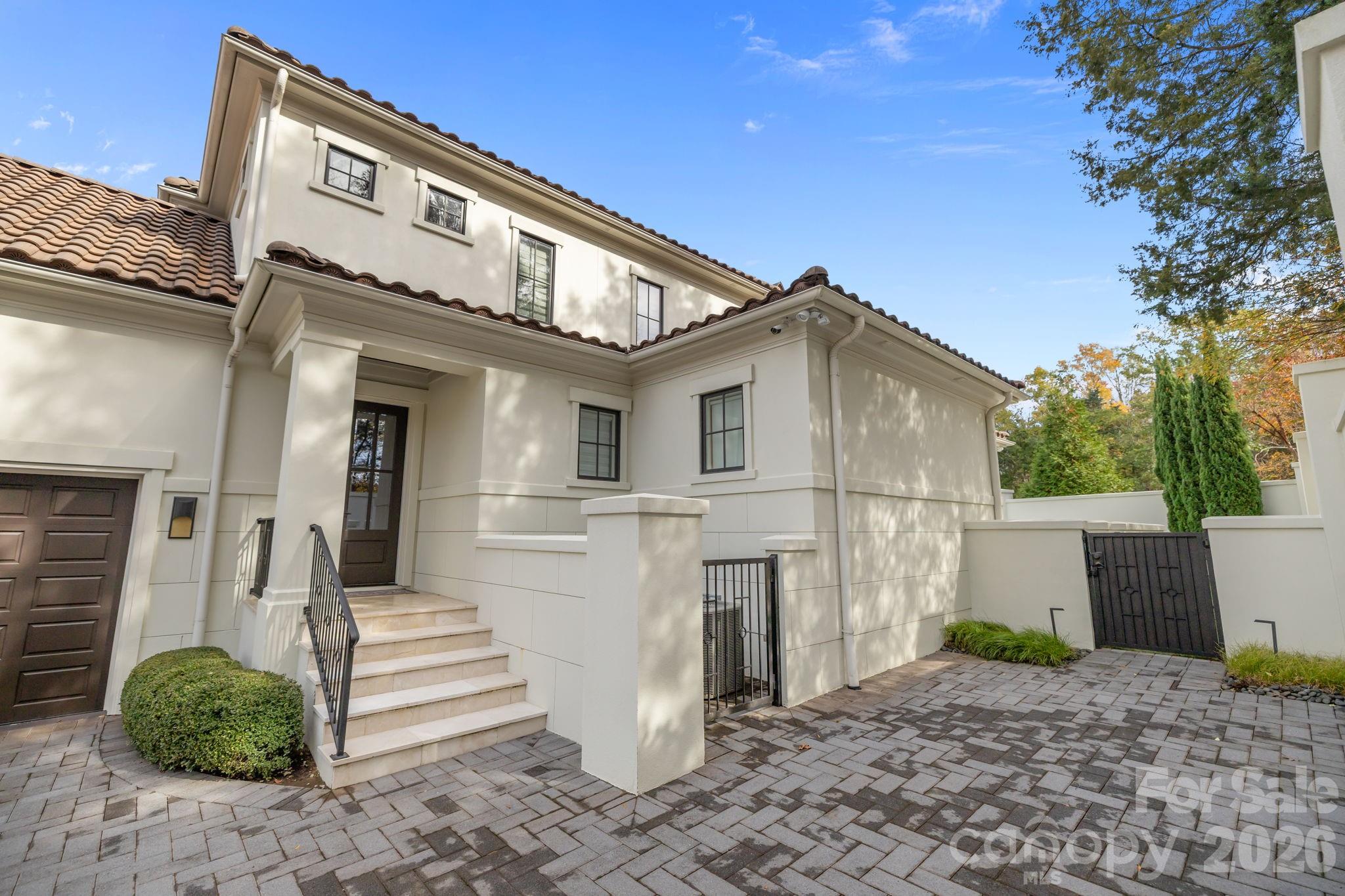 8417 Double Eagle Gate Way Charlotte NC 28210