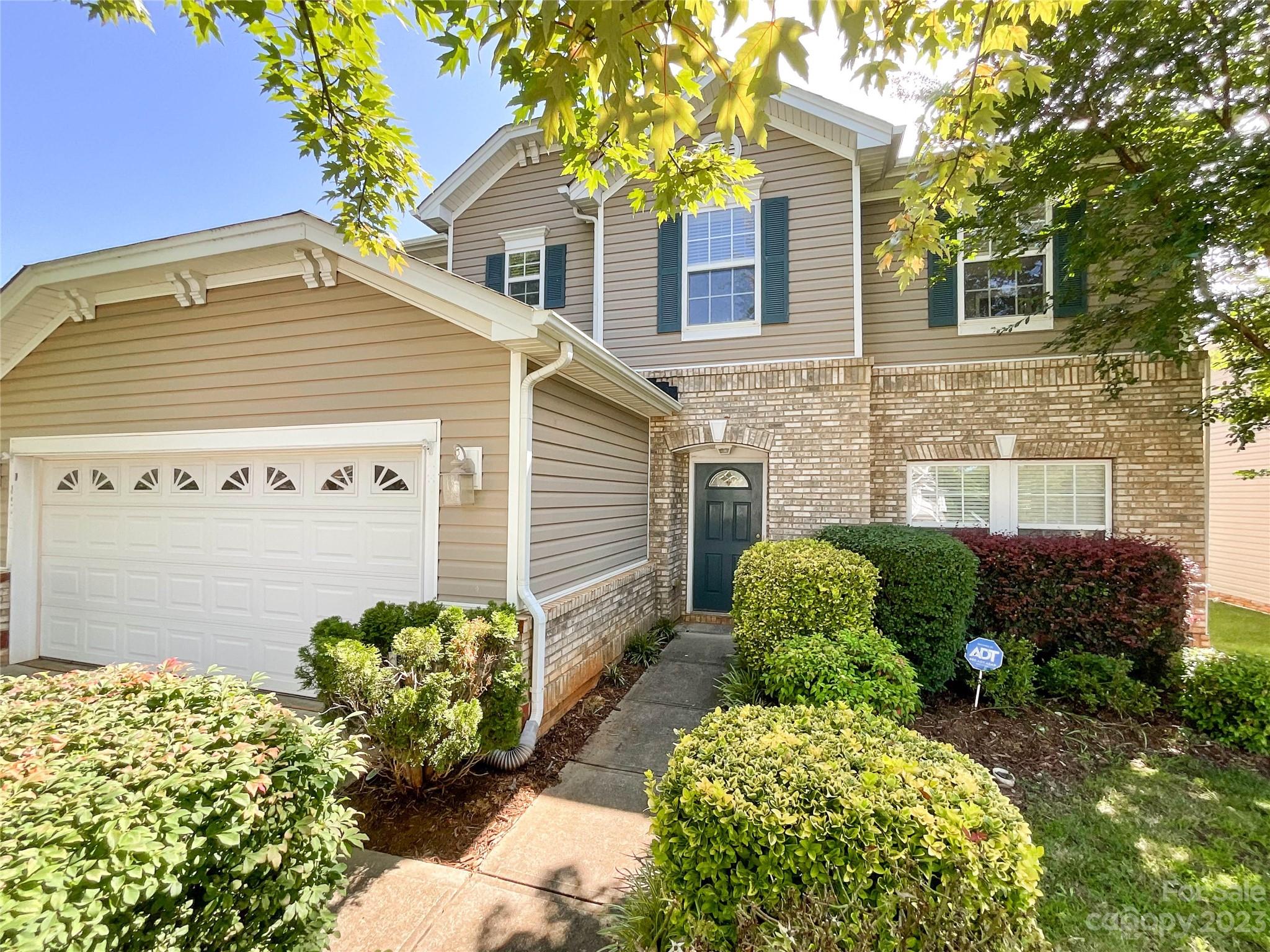 8943 Oransay Way Charlotte NC 28278