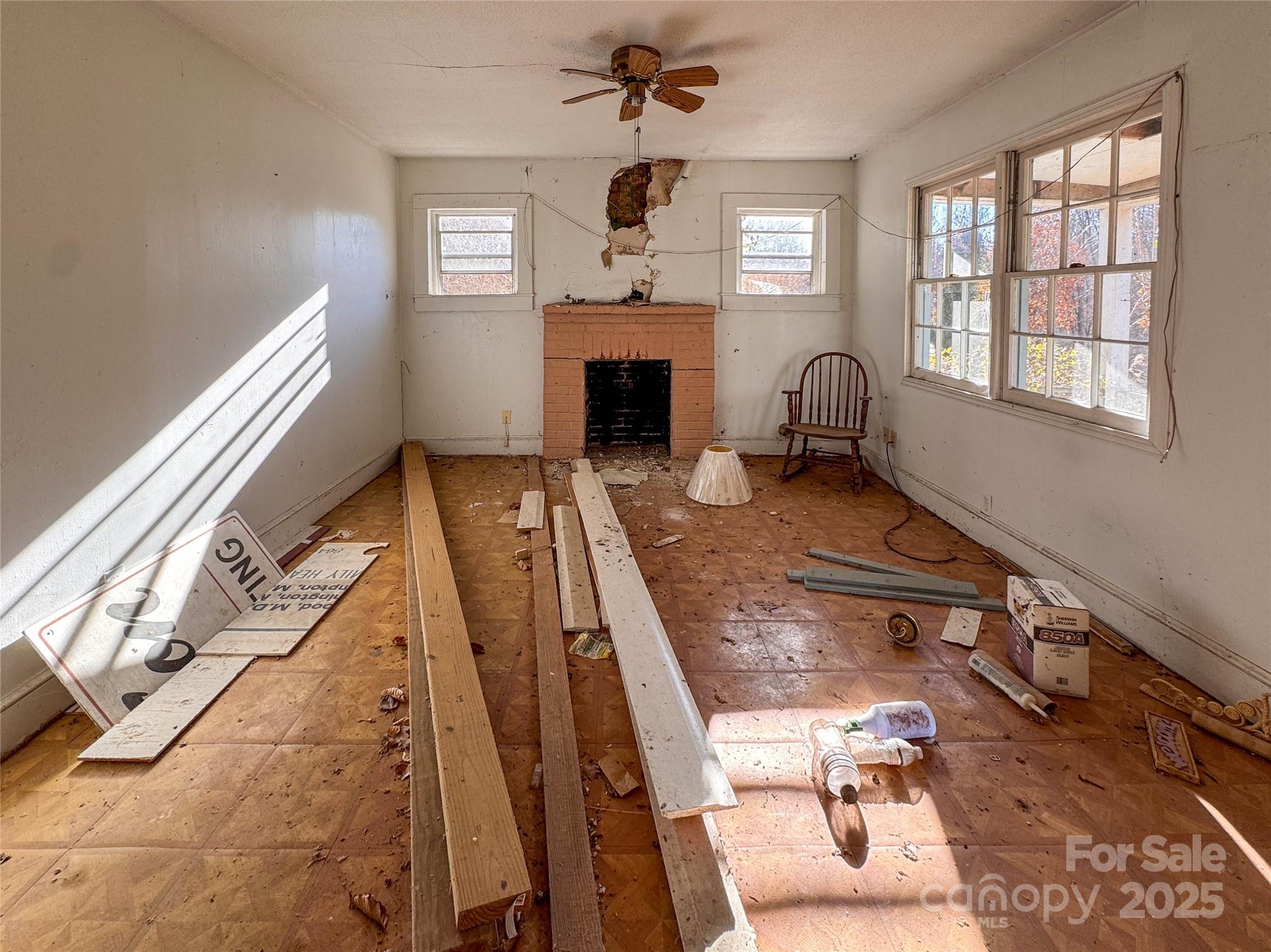 218 Cub Creek Road Bakersville NC 28705