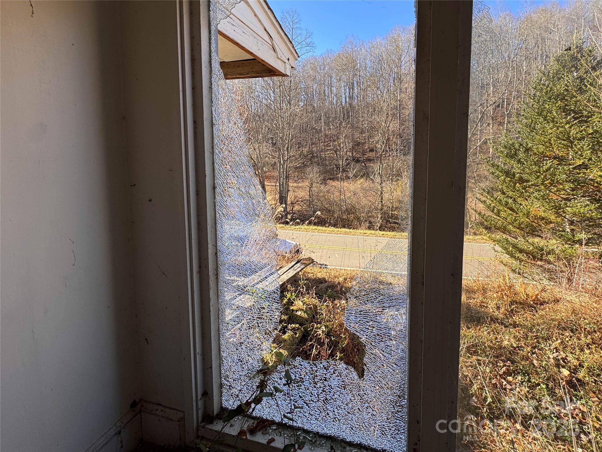 218 Cub Creek Road Bakersville NC 28705