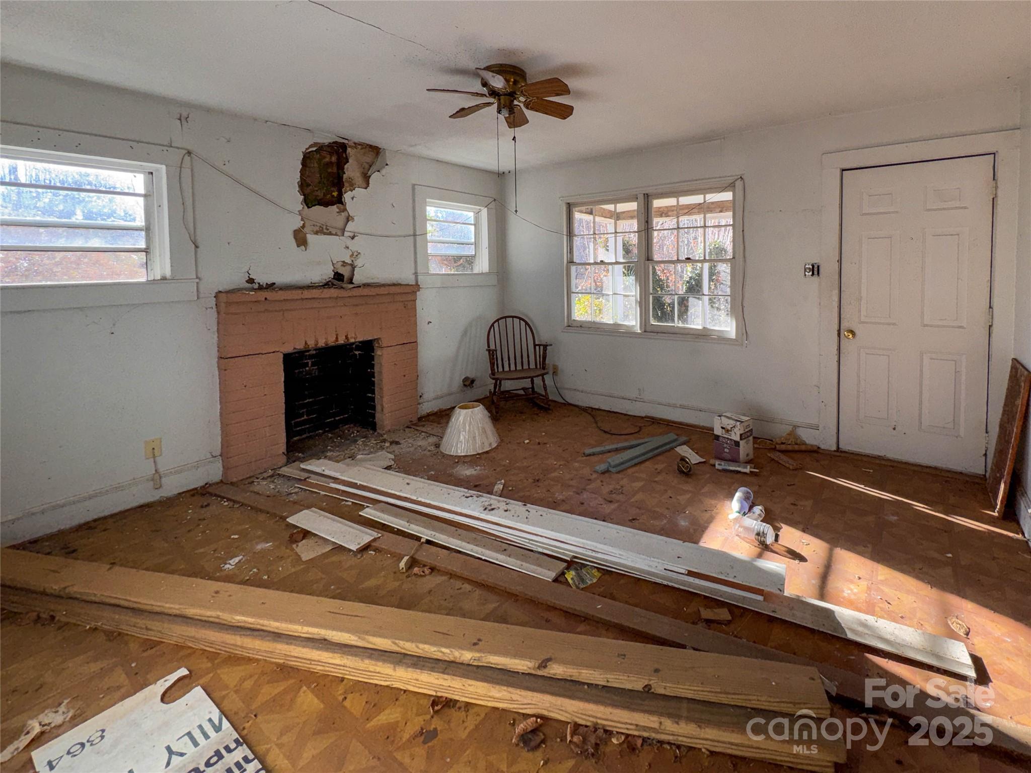 218 Cub Creek Road Bakersville NC 28705