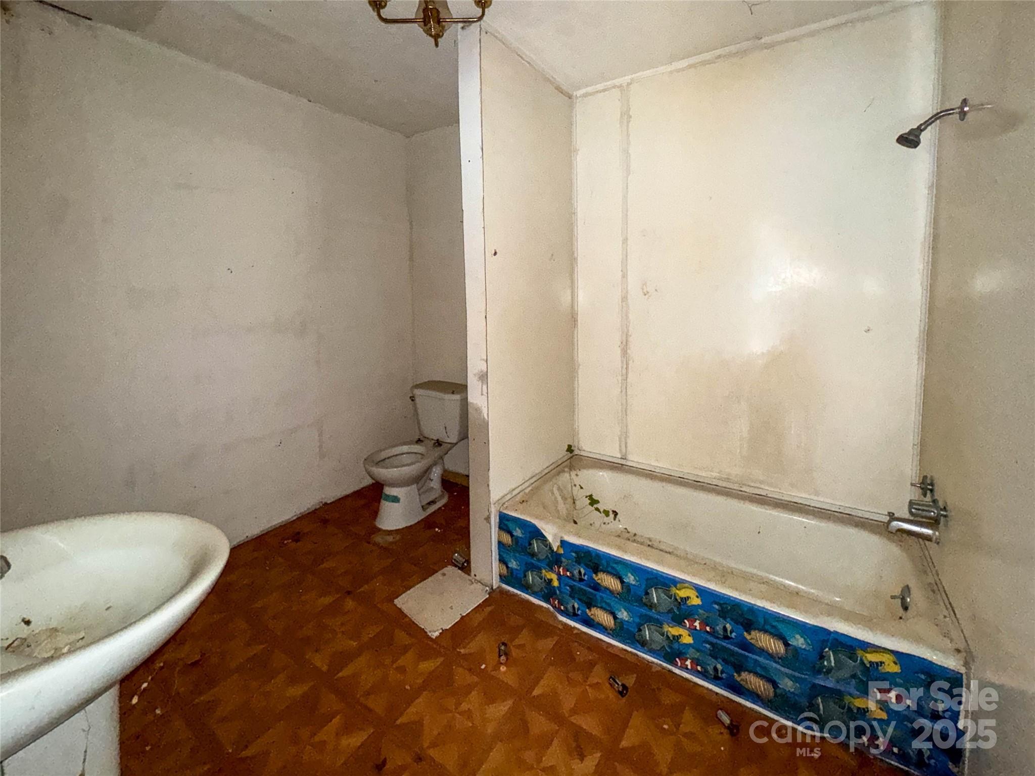 218 Cub Creek Road Bakersville NC 28705