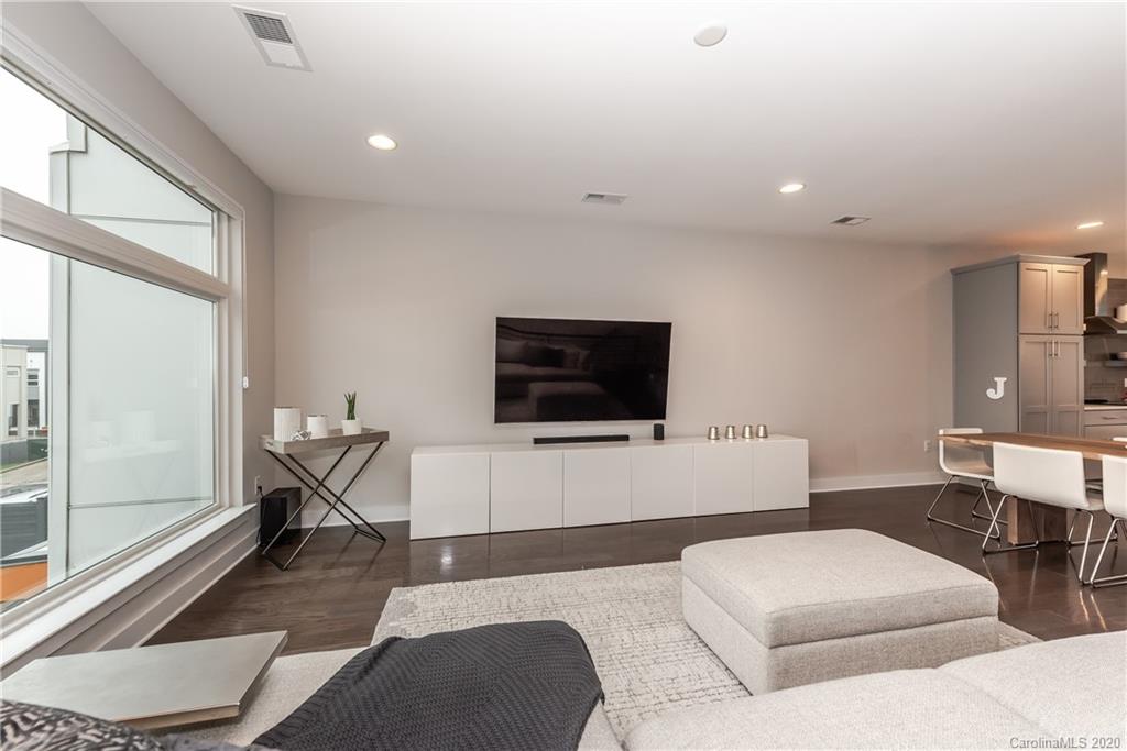 2416 Brelade Place Charlotte NC 28203