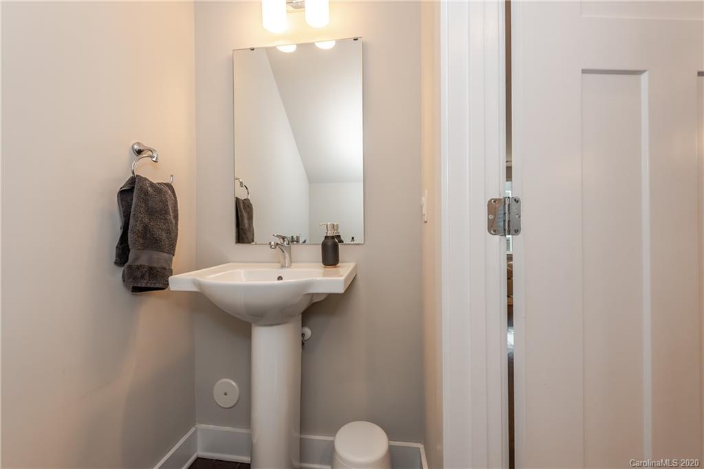 2416 Brelade Place Charlotte NC 28203