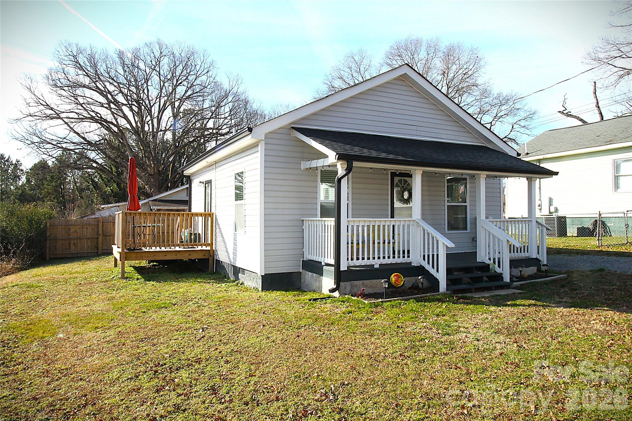112 E Hartford Avenue E Bessemer City NC 28016