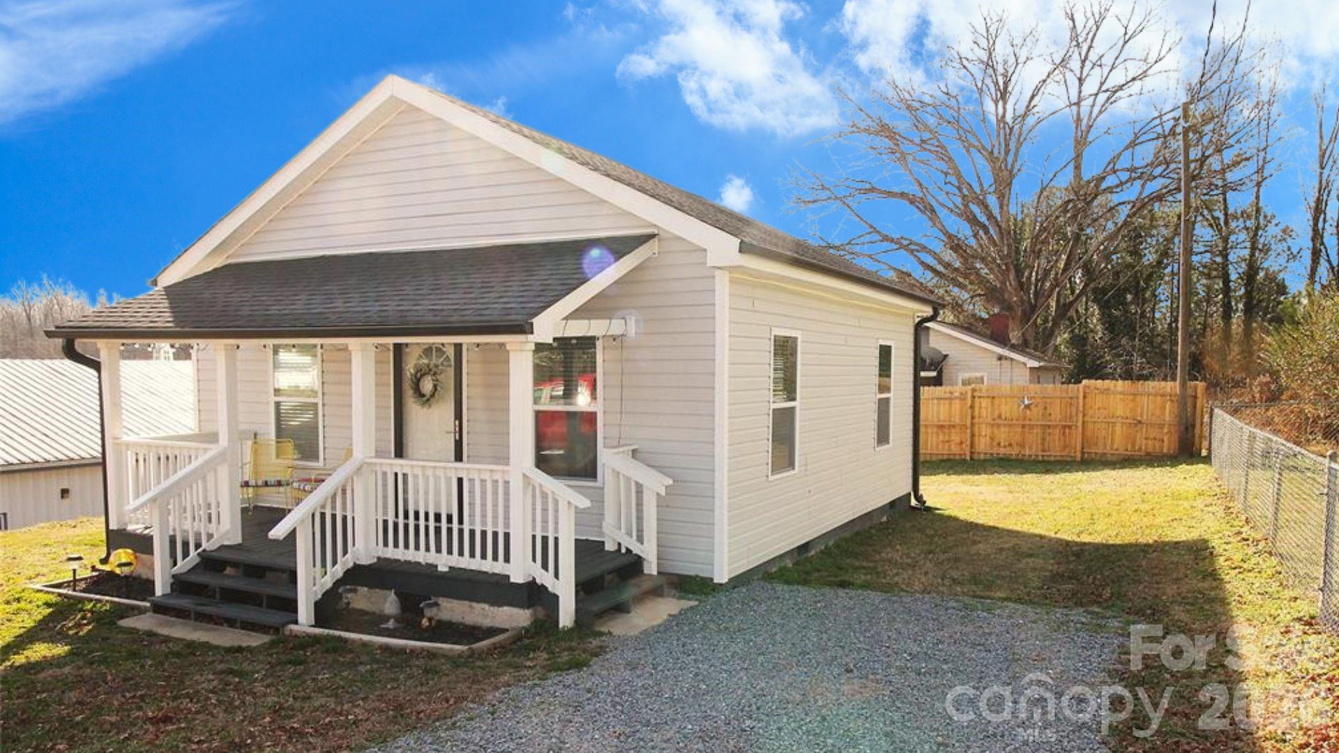 112 E Hartford Avenue E Bessemer City NC 28016