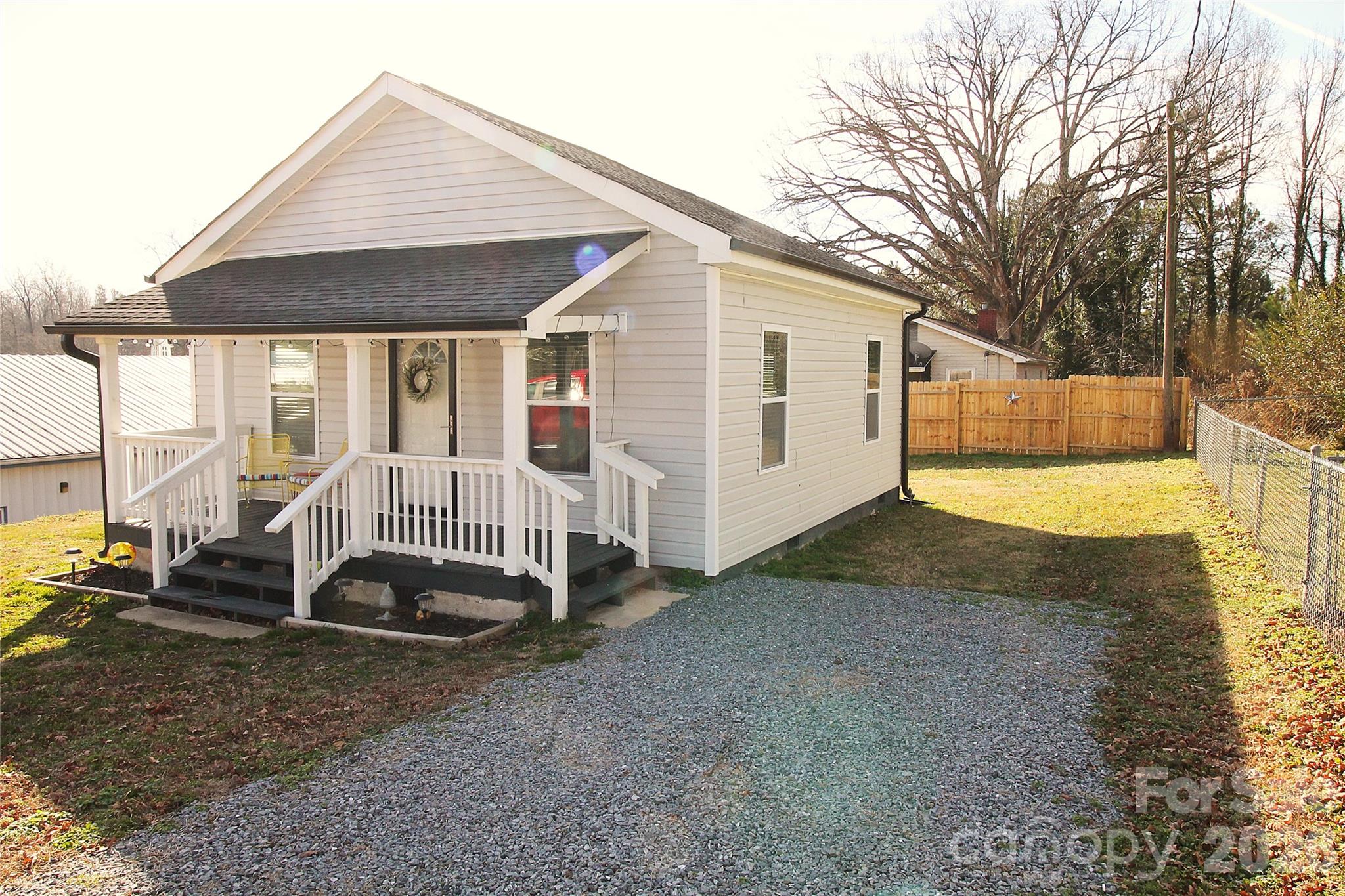 112 E Hartford Avenue E Bessemer City NC 28016