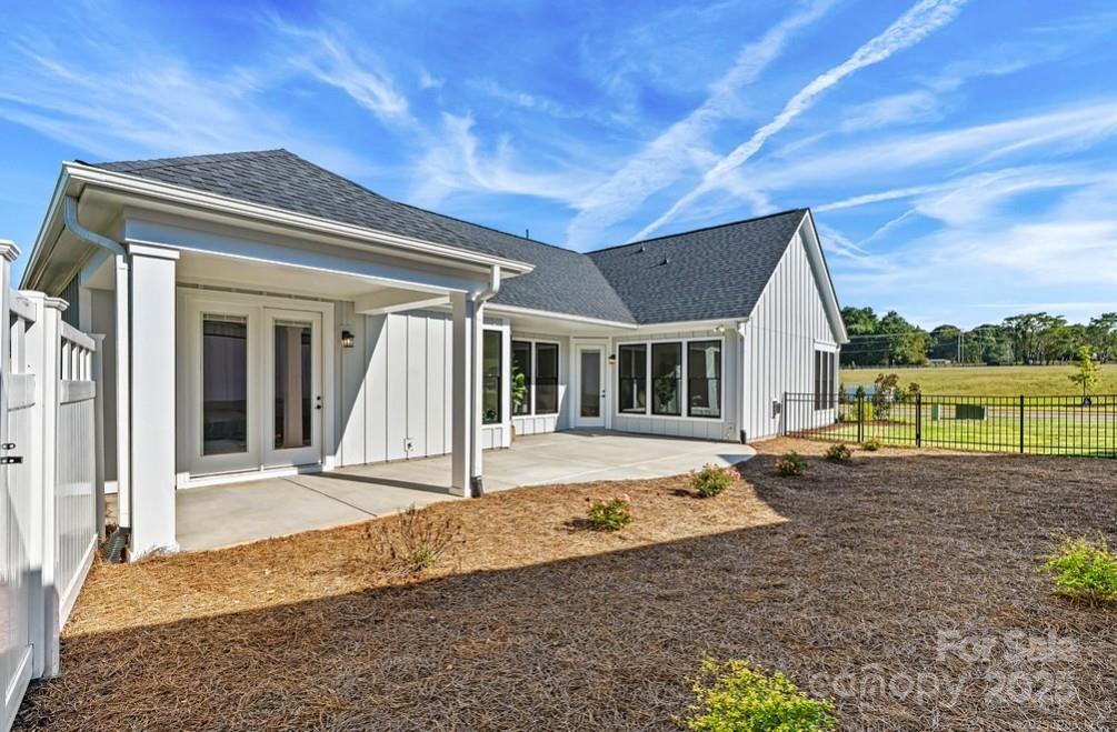 4180 Creek Bridge Circle Charlotte NC 28213