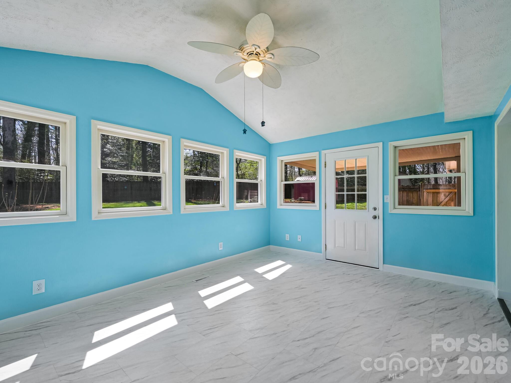 150 Westview Drive Hendersonville NC 28791