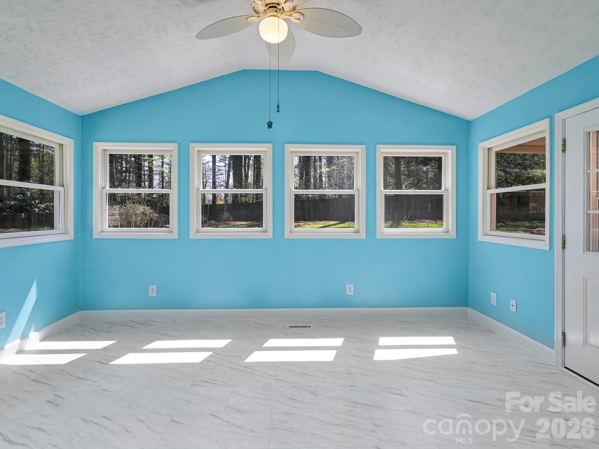 150 Westview Drive Hendersonville NC 28791