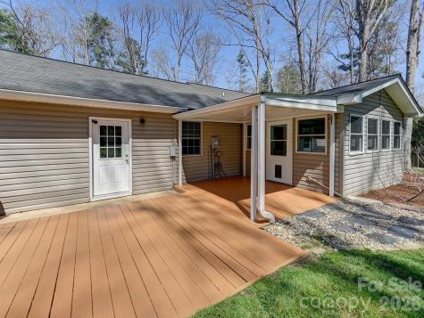 150 Westview Drive Hendersonville NC 28791