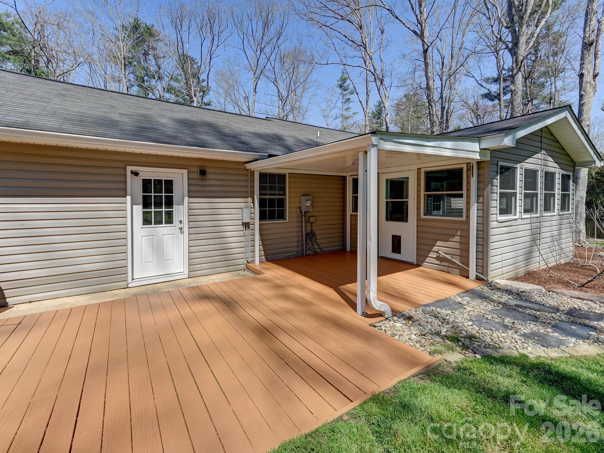150 Westview Drive Hendersonville NC 28791