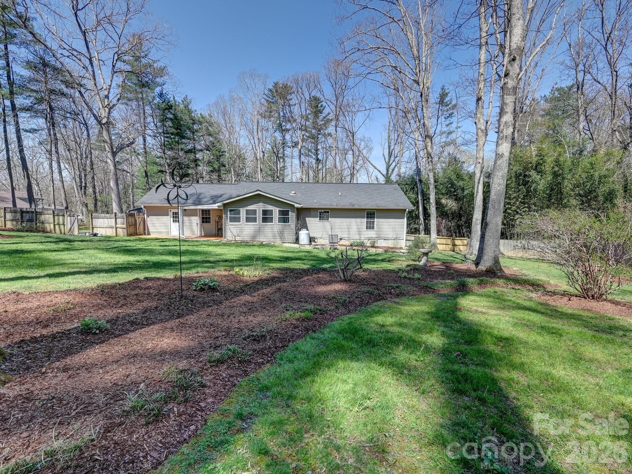 150 Westview Drive Hendersonville NC 28791