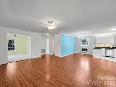 150 Westview Drive Hendersonville NC 28791