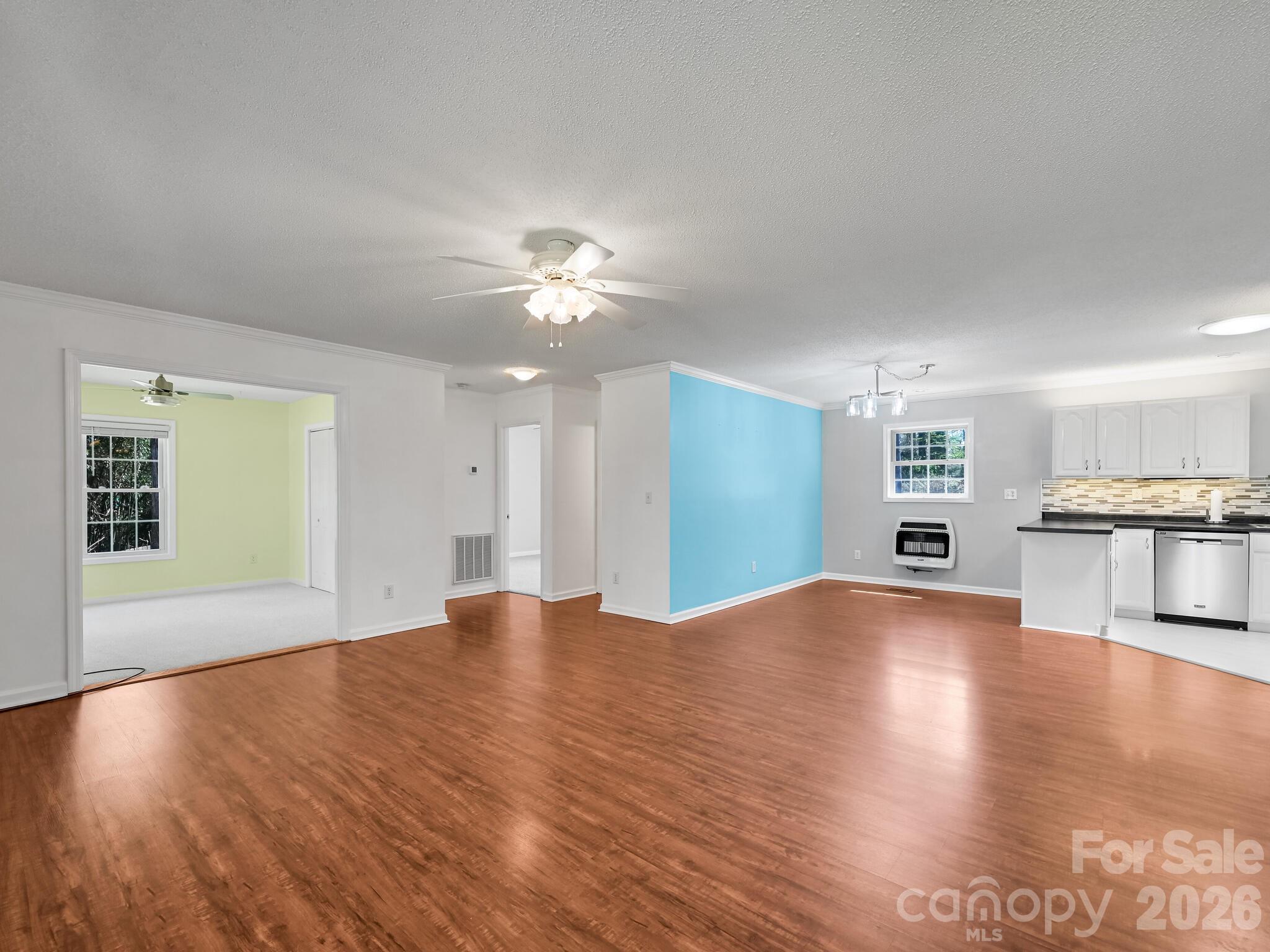 150 Westview Drive Hendersonville NC 28791