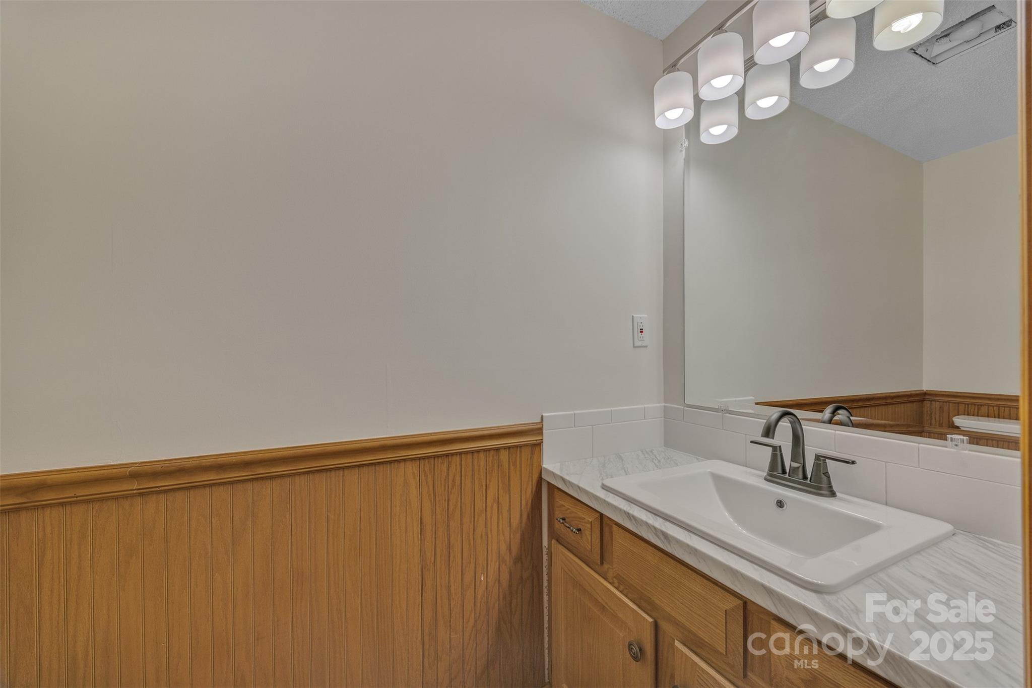 1144 Old Mountain Road Statesville NC 28677