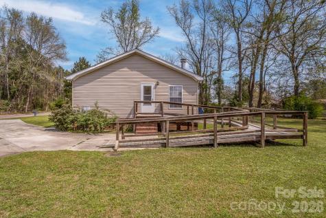 210 Pierce Street Warsaw NC 28398
