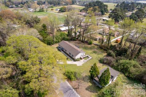 210 Pierce Street Warsaw NC 28398