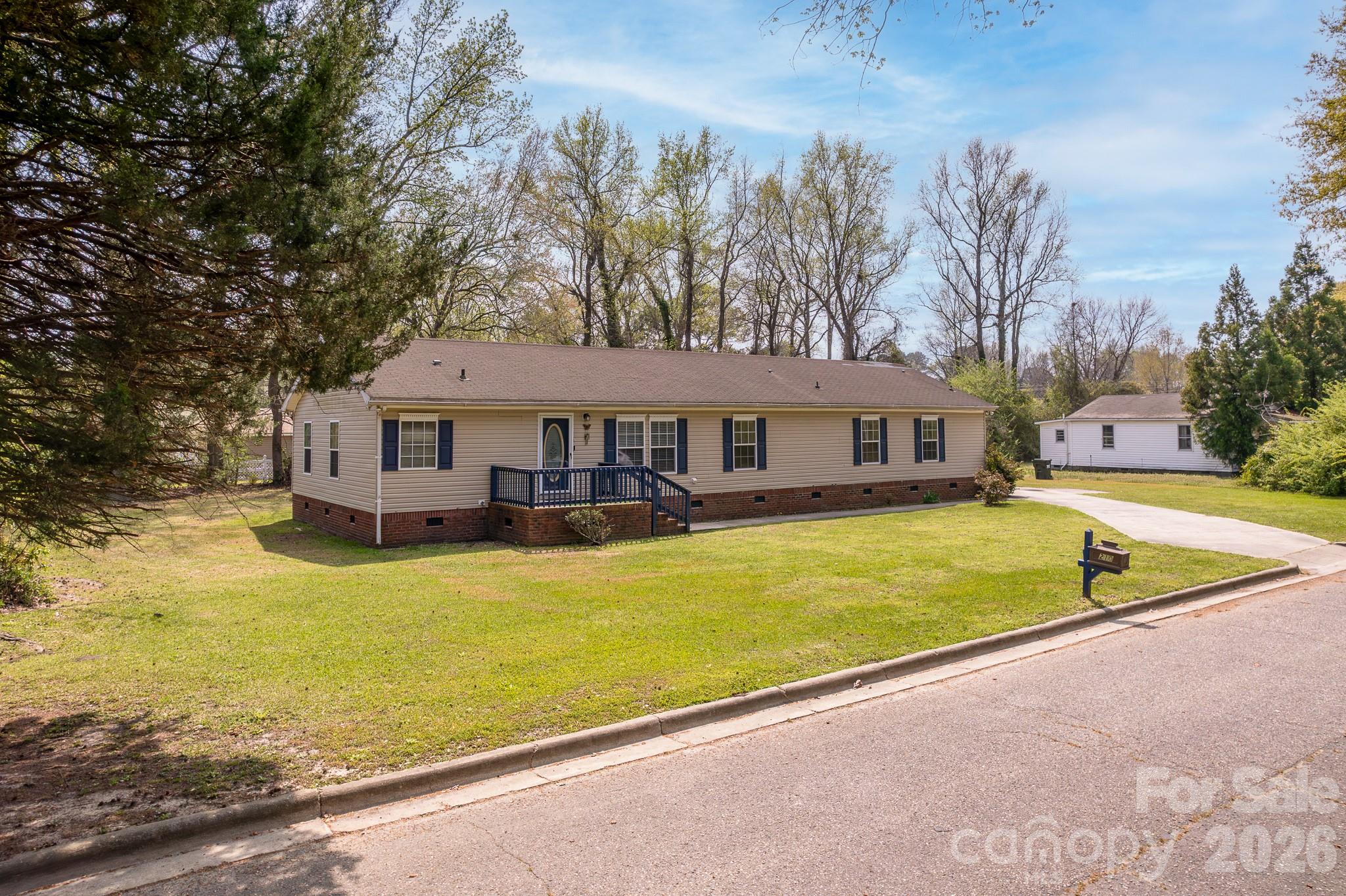 210 Pierce Street Warsaw NC 28398