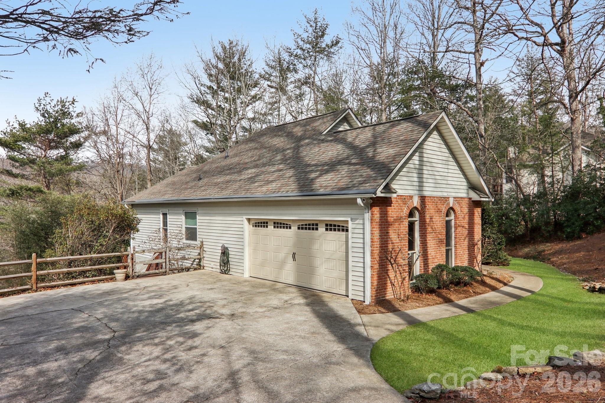 741 Zelda Court Hendersonville NC 28792