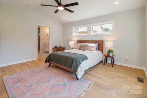 32 Gudger Road Candler NC 28715