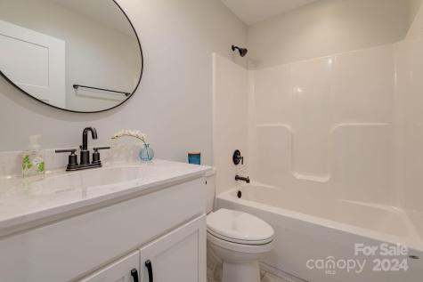 32 Gudger Road Candler NC 28715