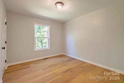 32 Gudger Road Candler NC 28715