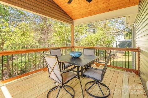 32 Gudger Road Candler NC 28715