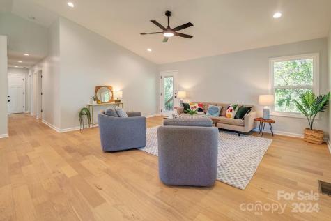 32 Gudger Road Candler NC 28715