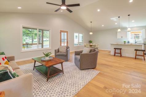 32 Gudger Road Candler NC 28715