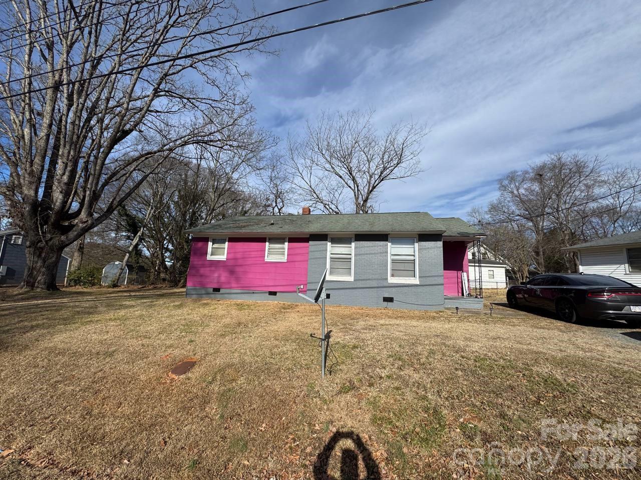 422 E 12th Avenue Gastonia NC 28054