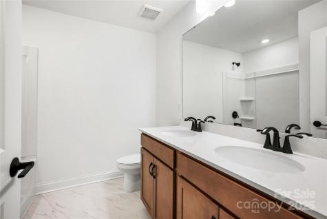 1007 High Bluff Point SE Waxhaw NC 28173