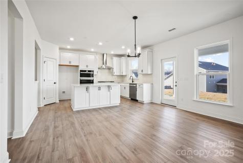 1007 High Bluff Point SE Waxhaw NC 28173