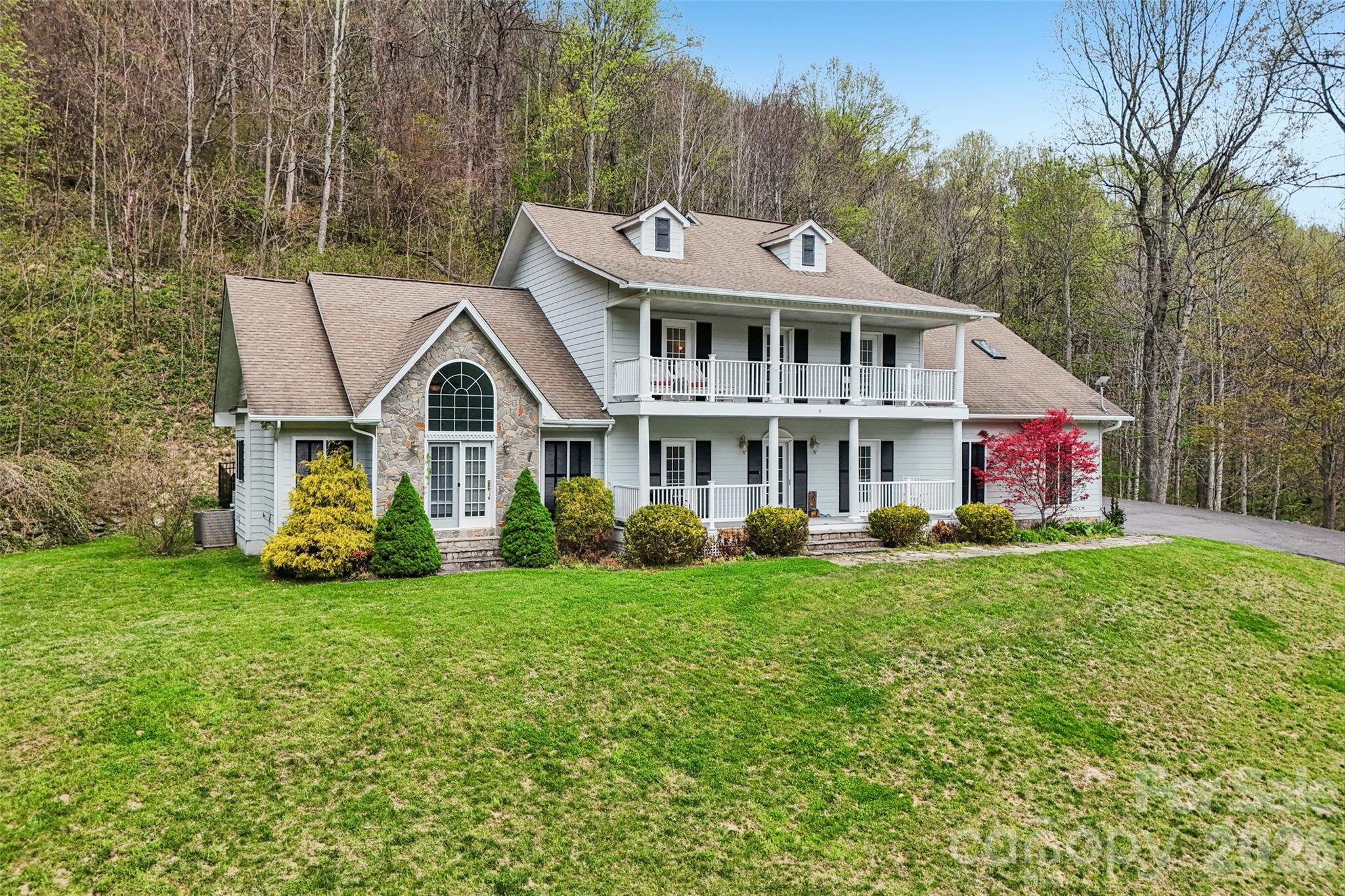 302 Davy Crockett Drive Maggie Valley NC 28751
