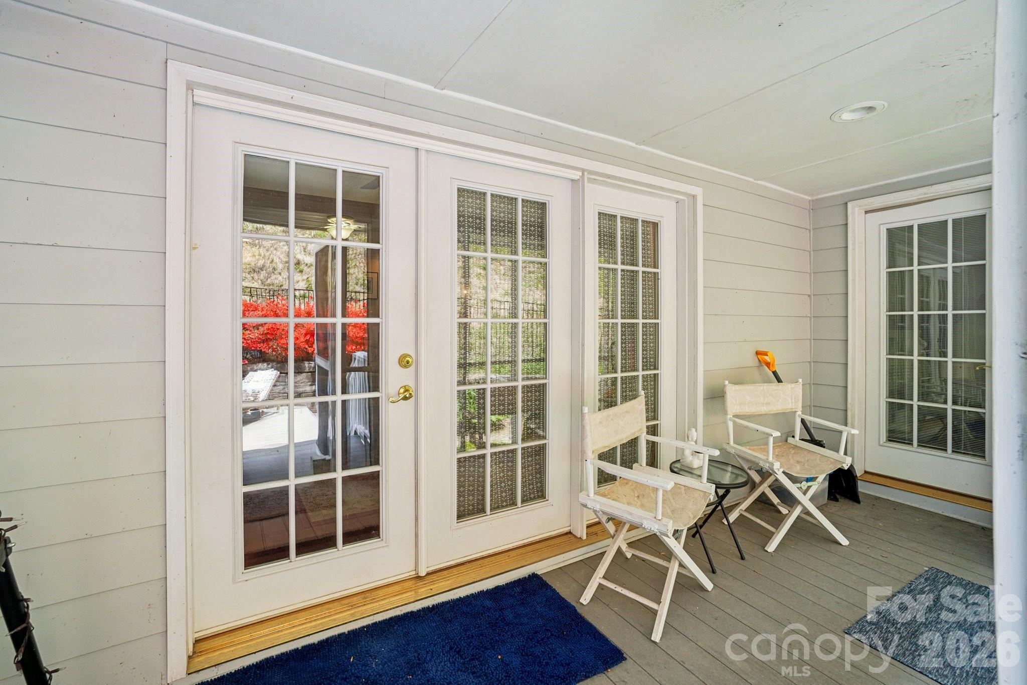 302 Davy Crockett Drive Maggie Valley NC 28751