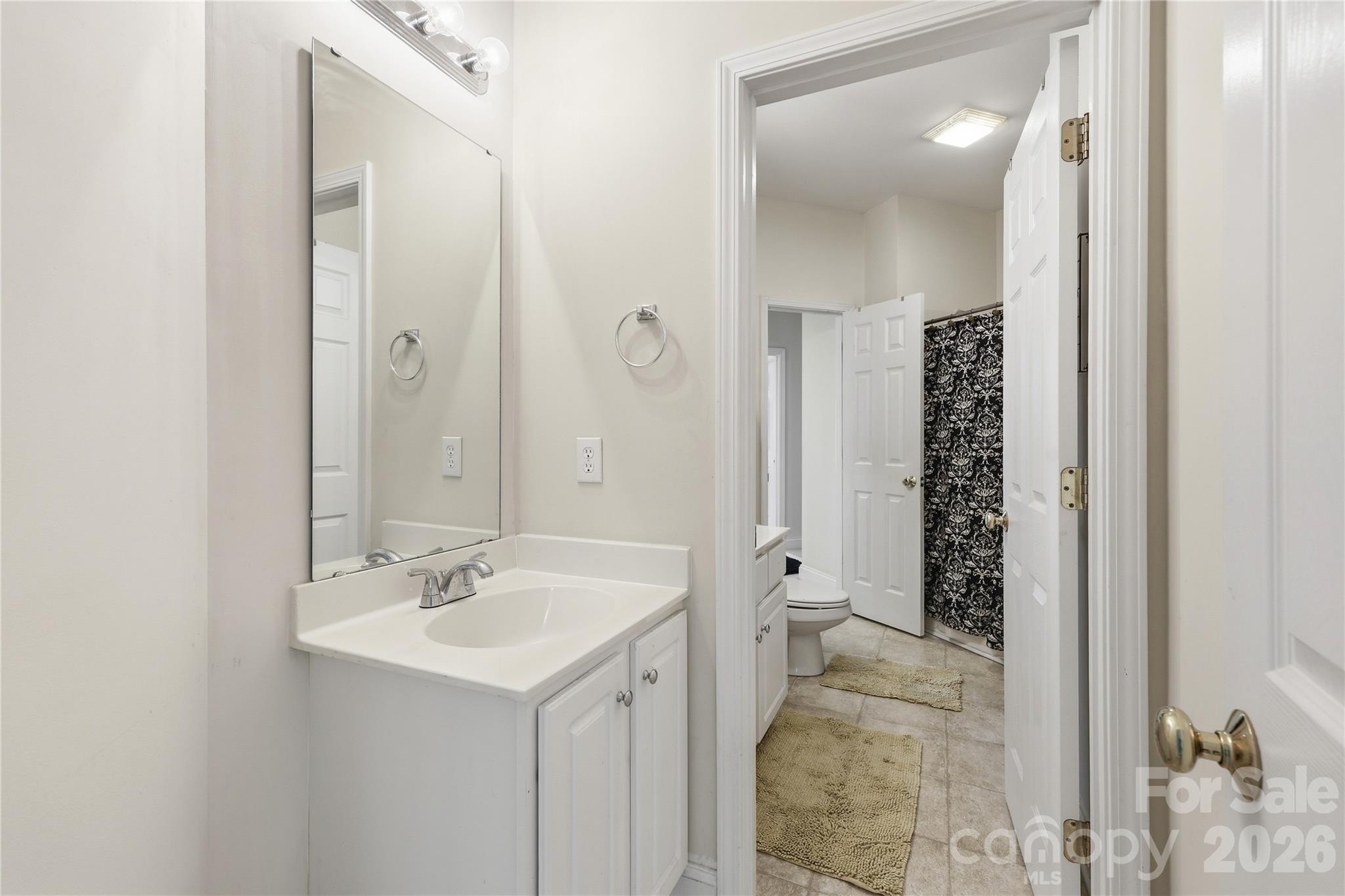 4206 Barons Court Harrisburg NC 28075