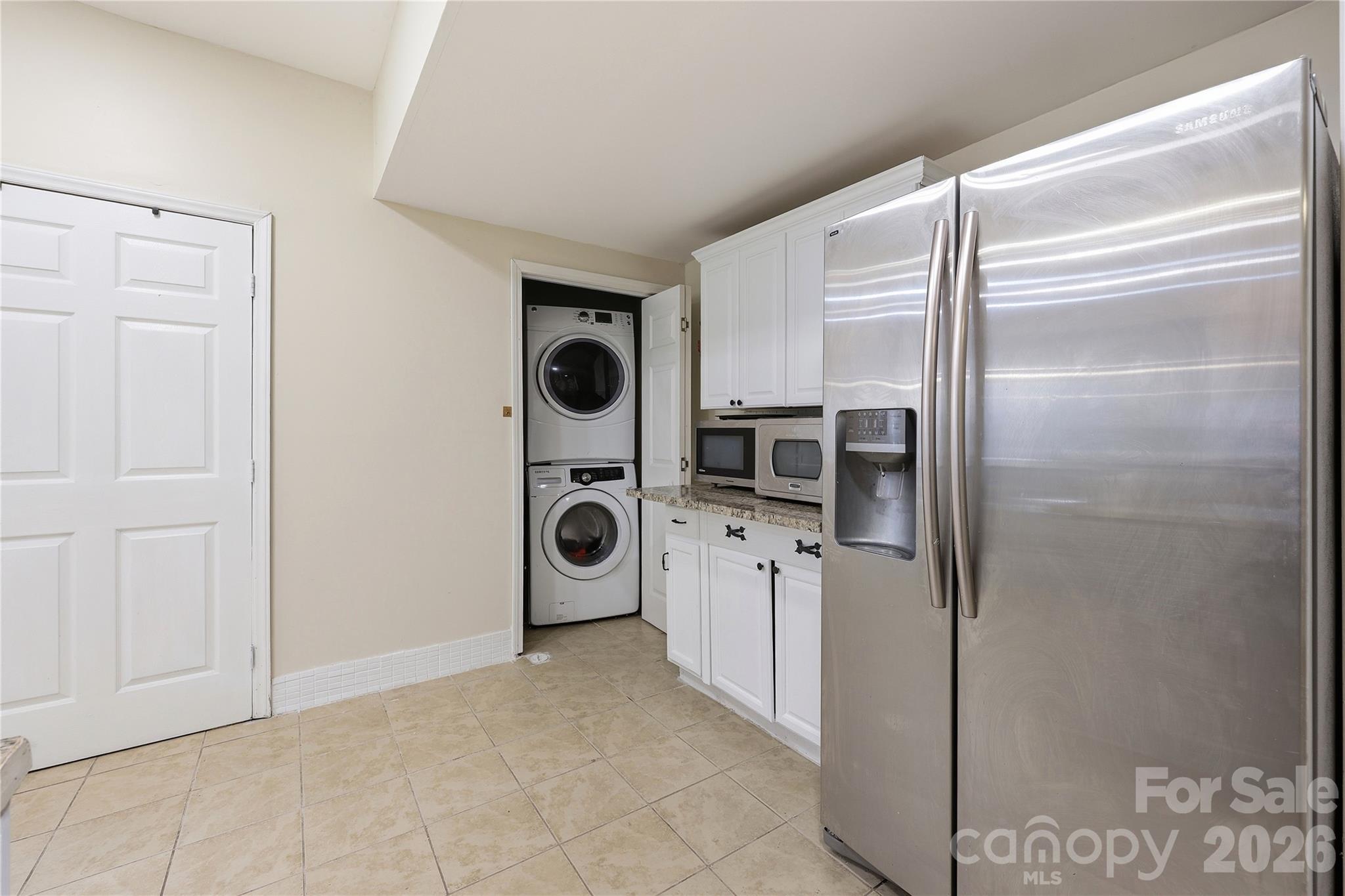 4206 Barons Court Harrisburg NC 28075