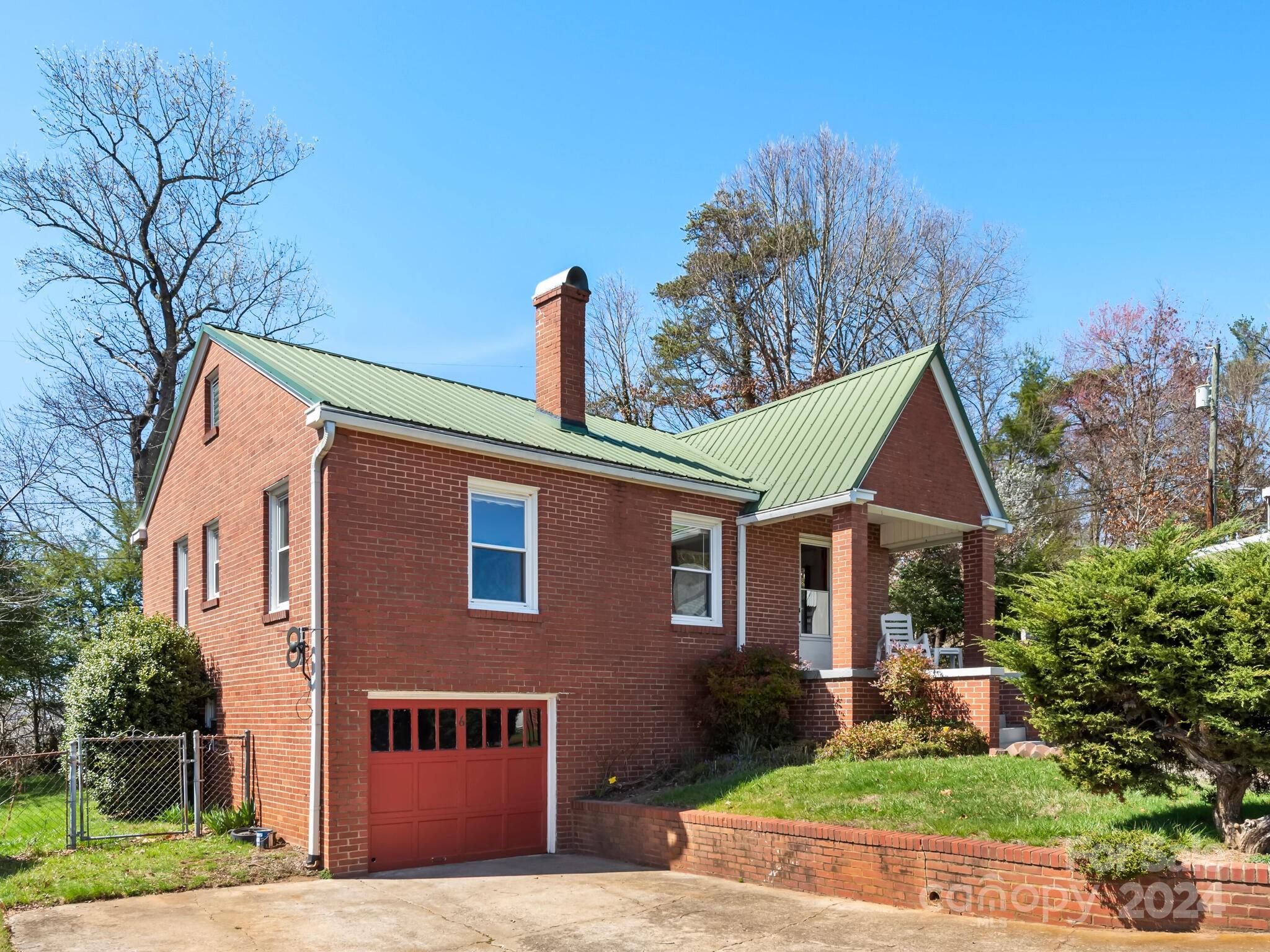 8 Panchita Drive Candler NC 28715