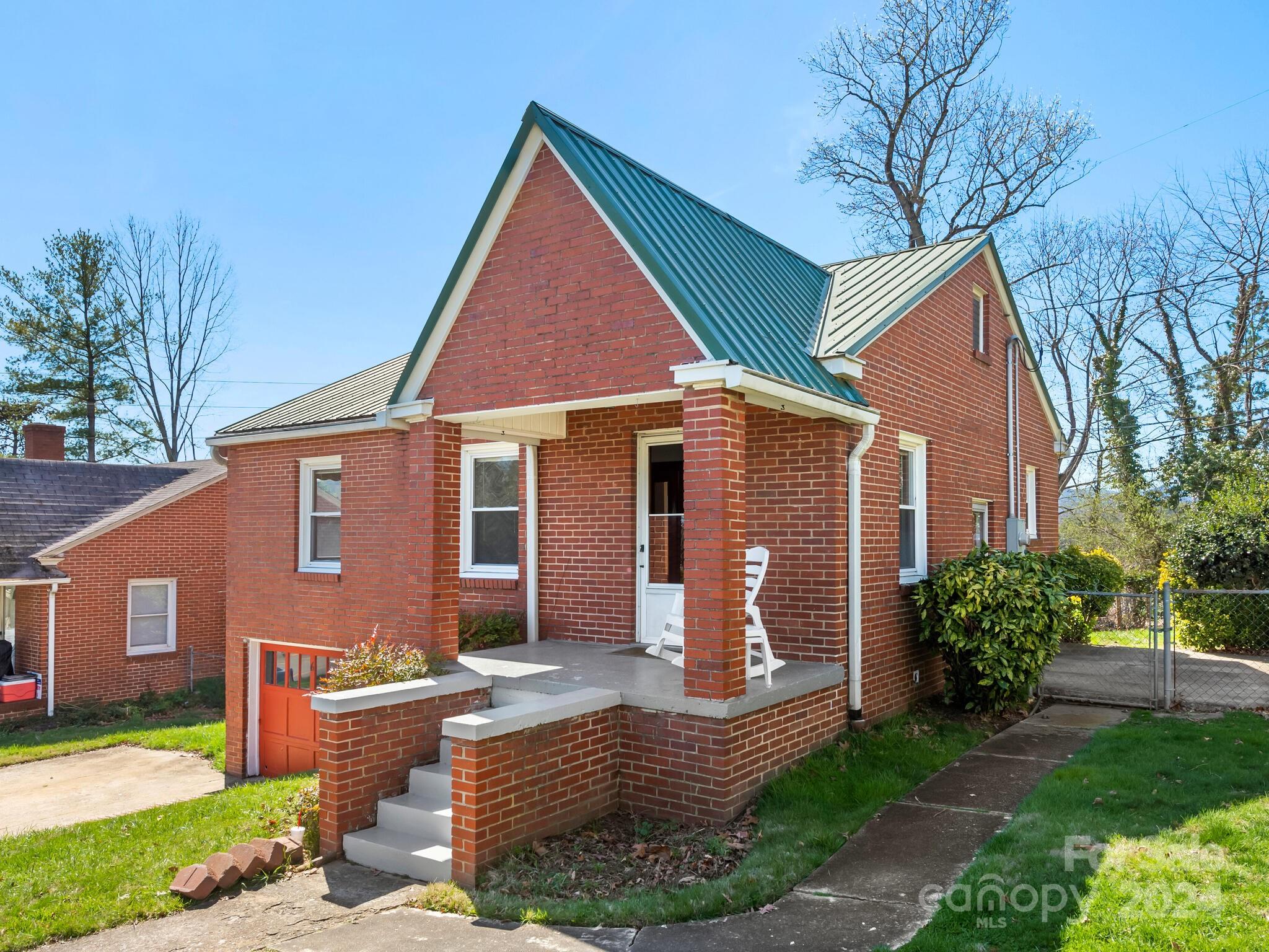 8 Panchita Drive Candler NC 28715