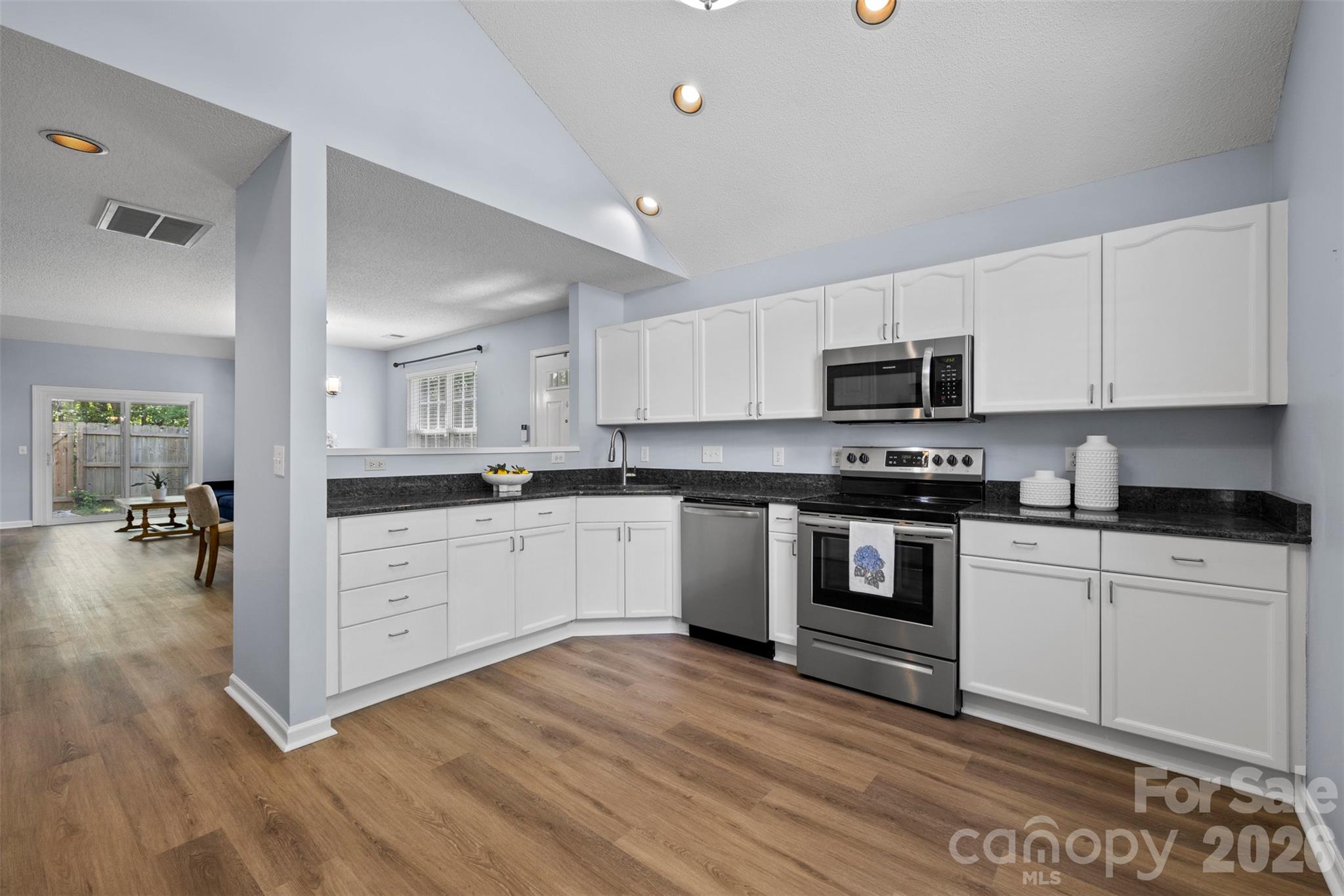9720 Mattforest Circle Charlotte NC 28277