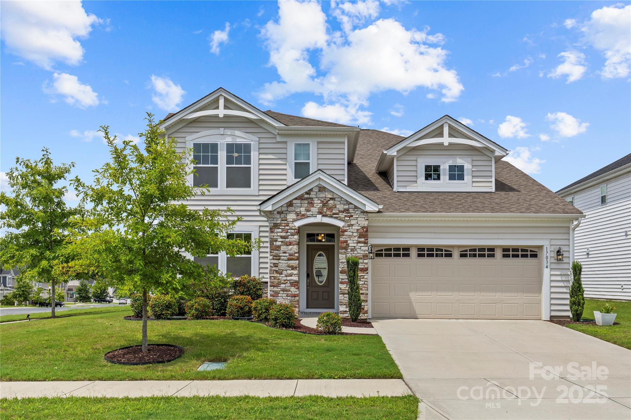 17034 Carolina Pine Row Charlotte NC 28278